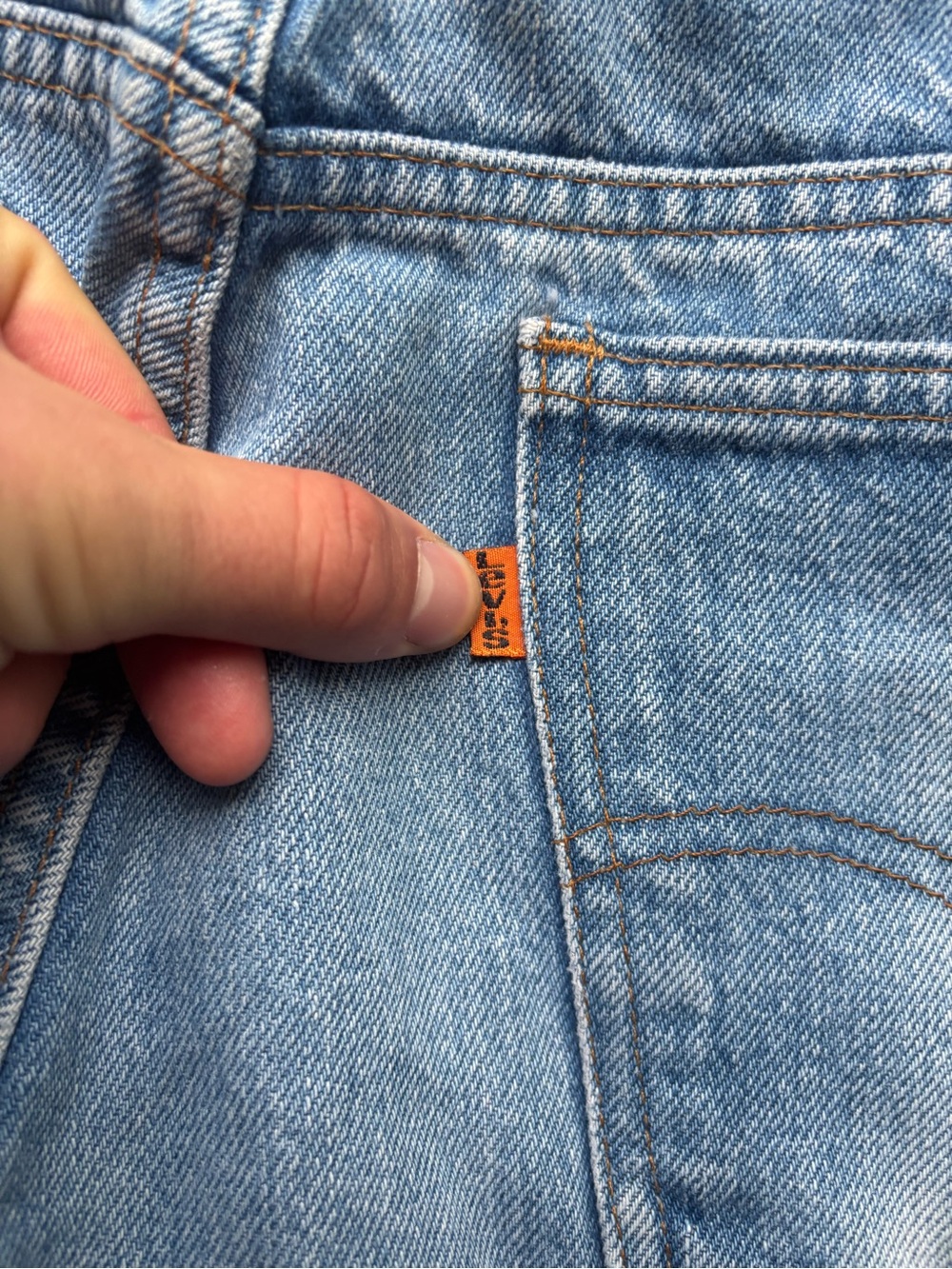 Orange Tab Levi’s 619 light blue wash
